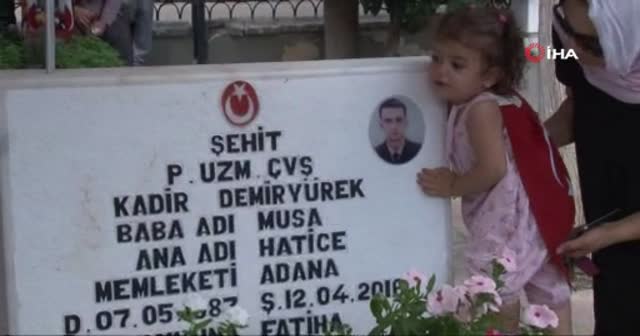 5 yaşındaki şehit kızı babasının doğum gününü kutladı