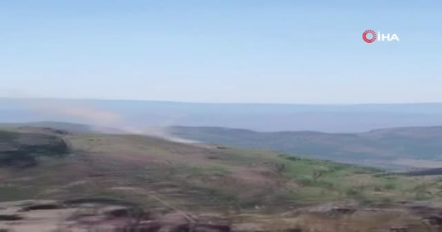 Atak helikopterleri teröristlerin doçka mevziini vurdu