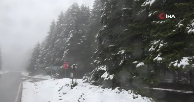 Bolu’da yüksek kesimlere kar yağdı