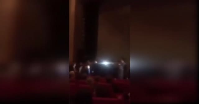 Opera izlemeye giden Binali Yıldırım'a çirkin protesto