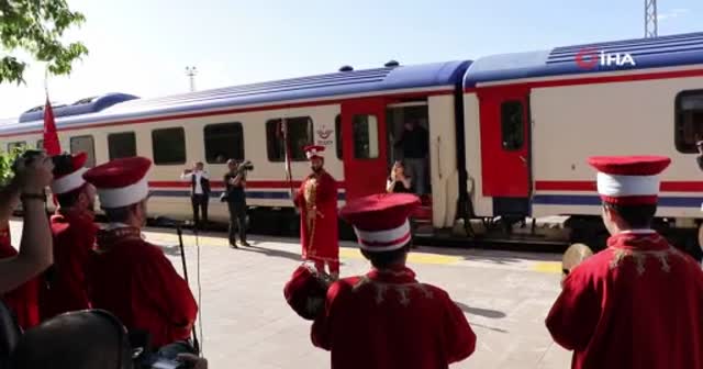 Turistik Doğu Ekspresi, şehitler diyarı Sarıkamış’a ulaştı