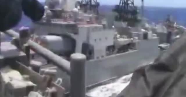 ABD ve Rus savaş gemileri çarpışmanın eşiğinden döndü