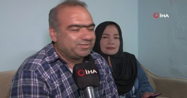 Aynı evde yaşayıp farklı dili konuşuyorlar