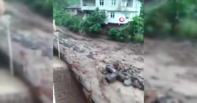 Sel, O'nu işte böyle aldı