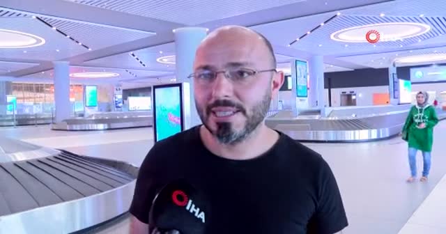 Tatilini yarıda kesen vatandaşlar, oy kullanmak için İstanbul'a dönmeye başladı