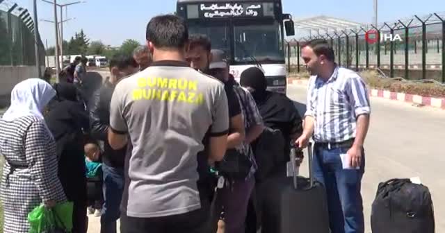 Bayramı ülkesinde geçiren Suriyelilerden 11 bini Türkiye’ye döndü