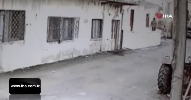 Film gibi hırsızlık kamerada
