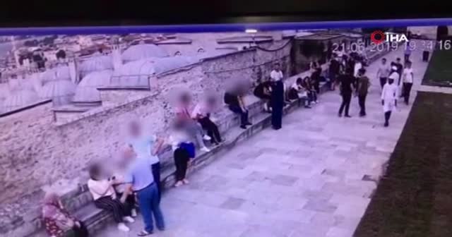 İstanbul'da küçük çocuklara hırsızlık yaptıran kadın yakalandı