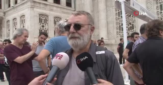 Küçük İskender, son yolculuğuna uğurlandı
