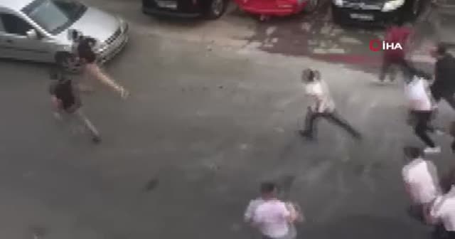 Maslak'ta elleri sopalı bir grubun iş yerini bastı