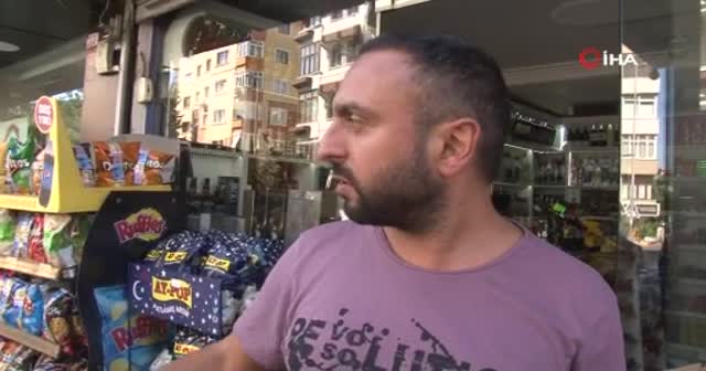 Bahçelievler’de akılalmaz olay: Kadınların üzerine ağaç devrildi