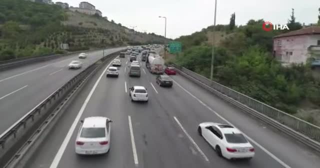 Kurban Bayramı dönüş çilesi TEM'i kilitledi