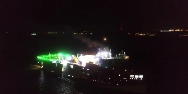 Oruç Reis Çanakkale Boğazı'ndan böyle geçti