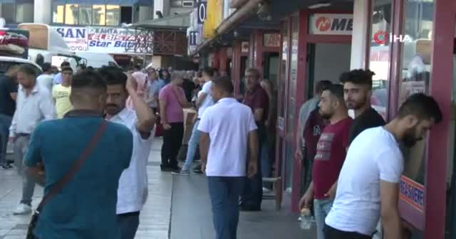 Otogardaki bayram yoğunluğu havadan görüntülendi!