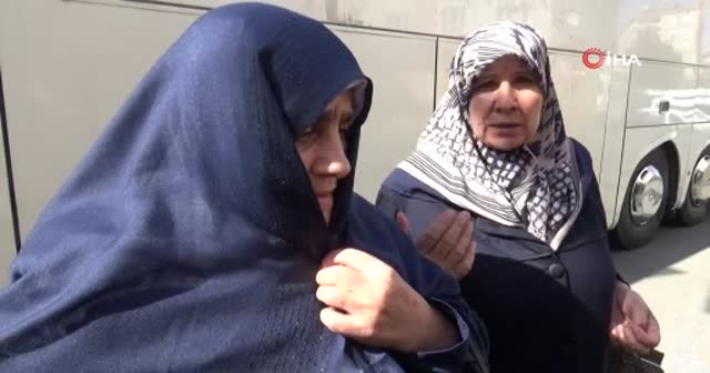 Acılı ailelerin HDP önündeki eylemi 9. gününde... 'Kızım ne olur geri dön, baban çok hasta'