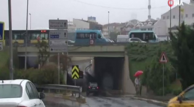 Anadolu Yakası’nda yağmur etkili olmaya başladı