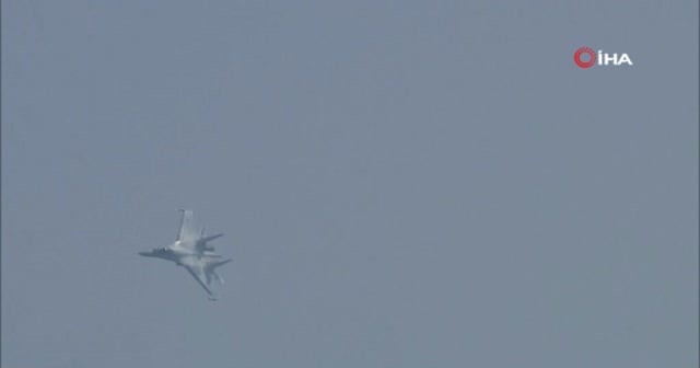 SU-35 TEKNOFEST’te nefes kesti
