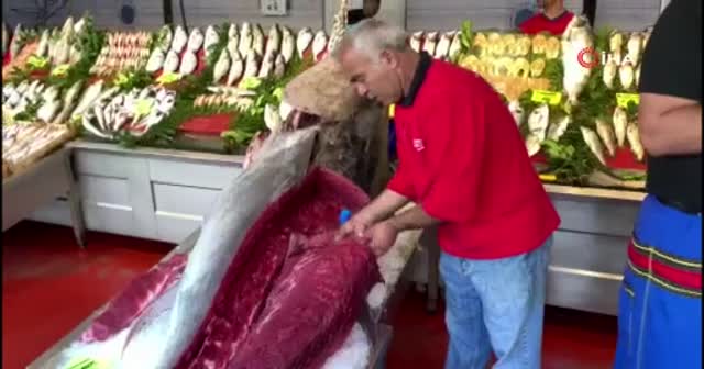 Tam 325 kilo... Görenleri hayrete düşürdü