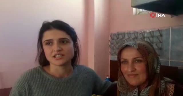 Üniversite mezunu ve KPSS 84.'sü genç kız, babasının çay ocağında çaycılık yapıyor