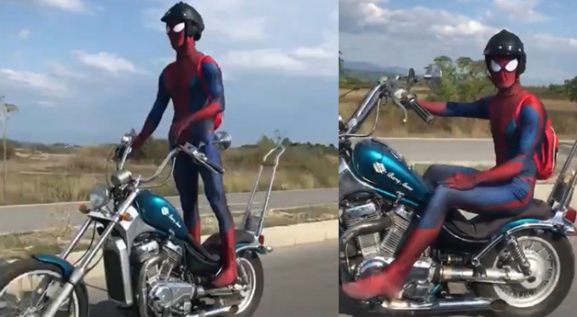 Karayolundaki motosikletli "örümcek adam" görenleri şaşırttı