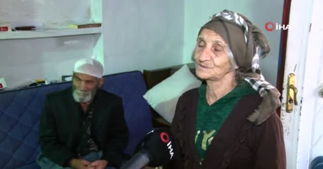 80 yaşındaki kadın eşini odunla dövüp bıçakladı