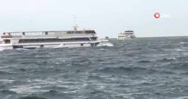 İstanbul'da şiddetli rüzgar etkili oluyor