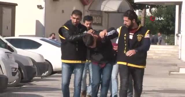 Pes dedirten olay! Sevgilisini görebilmek için akıllı telefon gasp etmiş