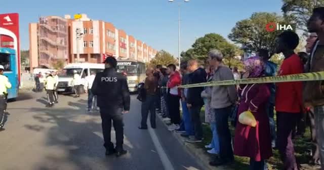 Yer Karabük... Ölümlü trafik kazasını film izler gibi izlediler
