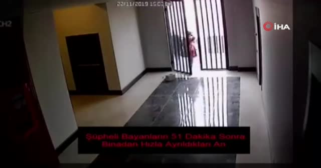 Kadın hırsızlar önce kameraya, sonra polise yakalandı