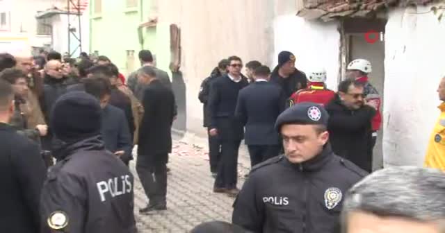 Konya'da kerpiç evde göçük: 2'si çocuk 3 kişi hayatını kaybetti
