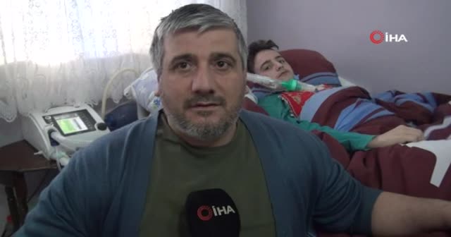 Türkiye onu kalecilik yaptığı görüntülerle tanımıştı... 14 yaşındaki kas hastası Gökdeniz’in acı hikayesi