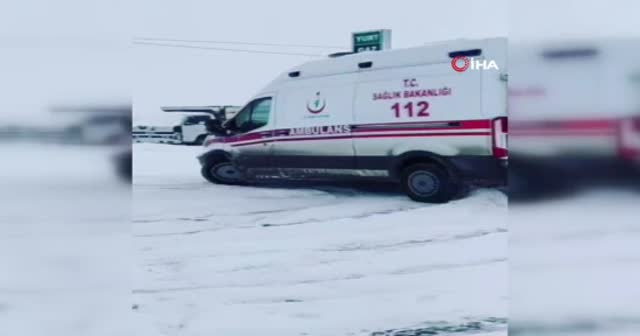 Ambulans şoföründen pes dedirten hareket! Soruşturma başlatıldı