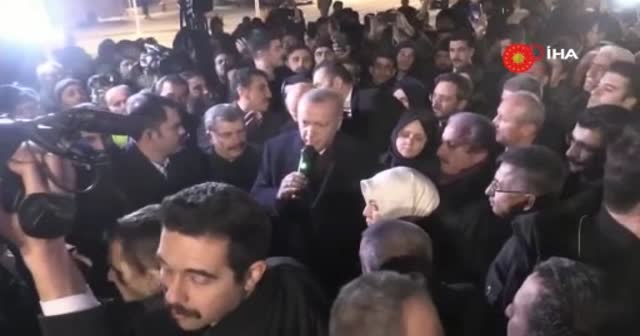 Cumhurbaşkanı Erdoğan, inceleme yaparken bir deprem daha oldu