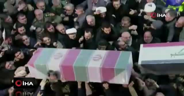 Hamaney, Süleymani'nin cenaze namazında gözyaşlarını tutamadı!
