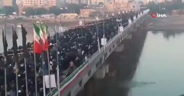 Süleymani için Ahvaz'da cenaze töreni düzenleniyor