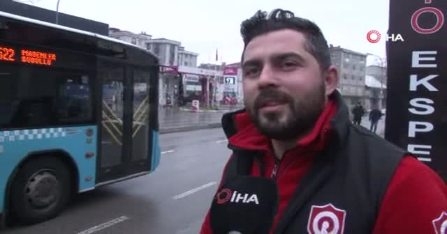 Ümraniye’de otomobil sürücüsü 3 araca çarpıp böyle kaçtı