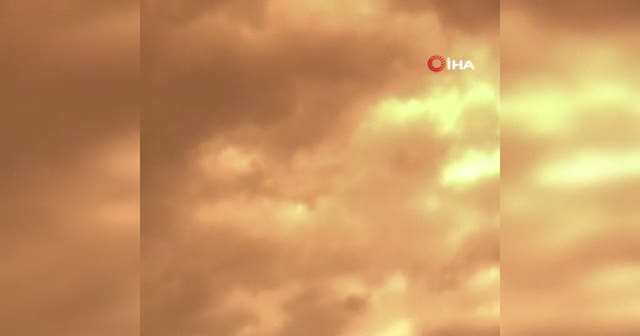 Yeni Zelanda'da gökyüzü turuncuya döndü