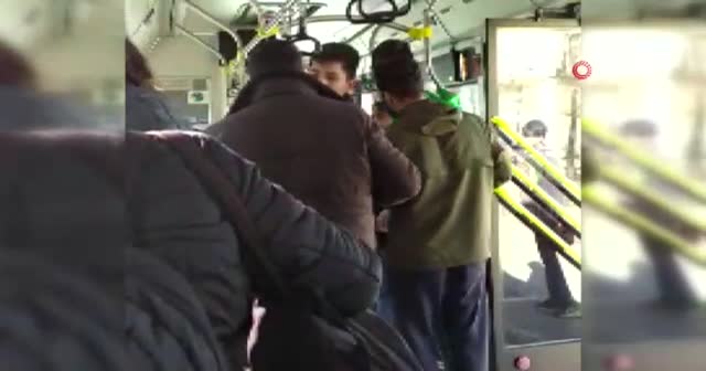 'Üstü kirli' diye küçük çocuğu otobüsten attı, çocuğu savunan yolcunun ise gırtlağını sıktı