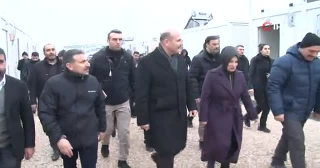 Bakan Soylu, konteyner kentleri inceledi