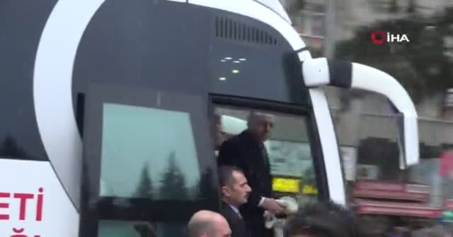 Cumhurbaşkanı Erdoğan, Kahramanmaraş Büyükşehir Belediyesini ziyaret etti