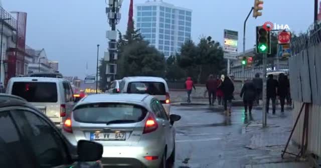 Kapkaççıların film sahnelerini aratmayan kaçışı!