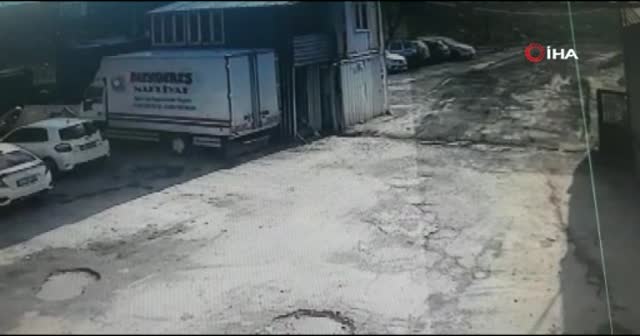 Müşteri gibi nakliyat firmasına geldiler, 25 bin TL'lik malzeme çaldılar