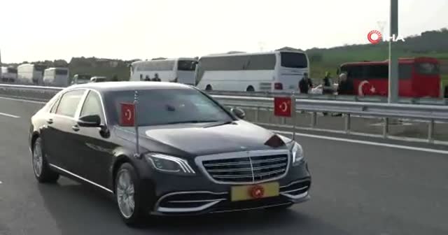 Cumhurbaşkanı Erdoğan, Kuzey Marmara Otoyolu Kınalı-Odayeri Kesiminde test sürüşü gerçekleştirdi
