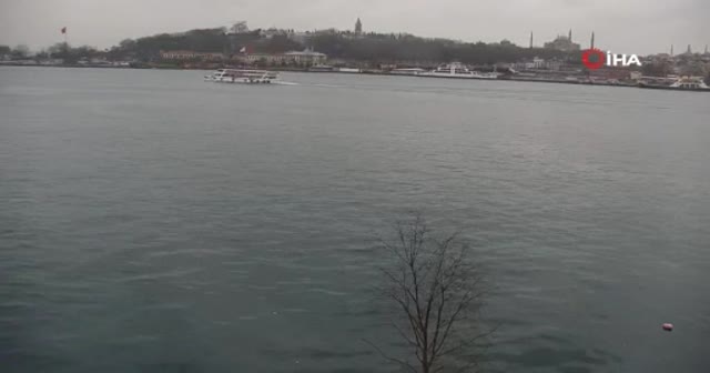 İstanbul’un tarihi meydanları boş kaldı