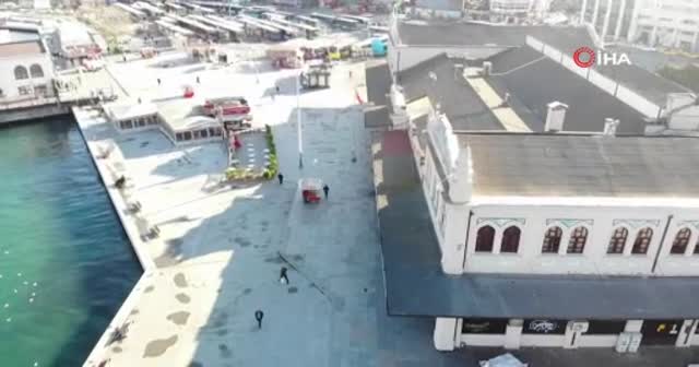 Koronavirüs nedeniyle İstanbul'da meydanlar boş kaldı