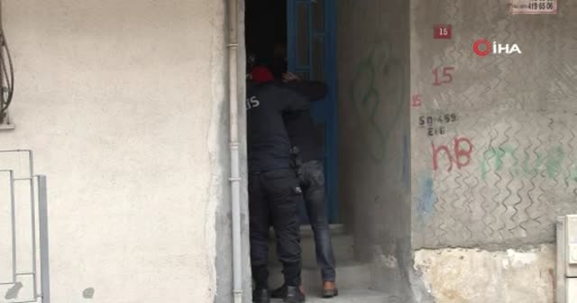 Sultangazi'de evinde ölen kadında koronavirüs şüphesi!