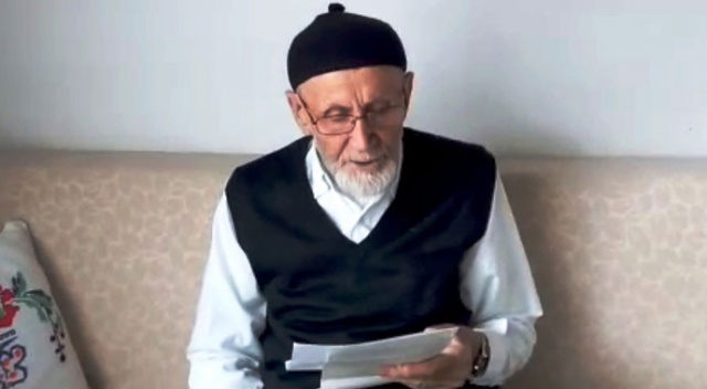 78 yaşındaki Mehmet amcadan şiirli 'evde kal' çağrısı