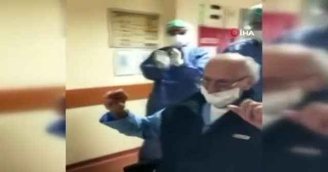 95 yaşında koronavirüsü yendi, oynayarak taburcu oldu