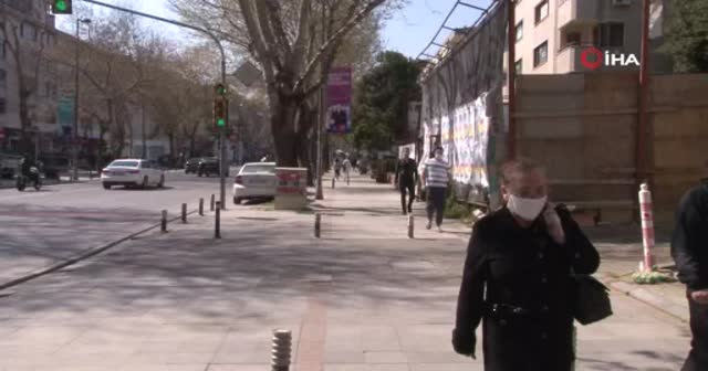 Bağdat Caddesi'ndeki insan kalabalığı pes dedirtti!