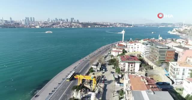 İstanbul Boğazı turkuaza büründü